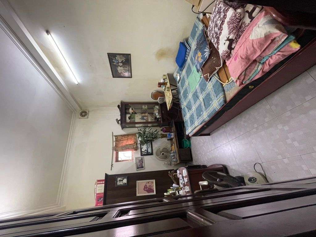 Bán nhà Nguyễn Trãi - diện tích 50m2 5 tầng - Gara ô tô, ngõ ô tô tải - giá 19 tỷ