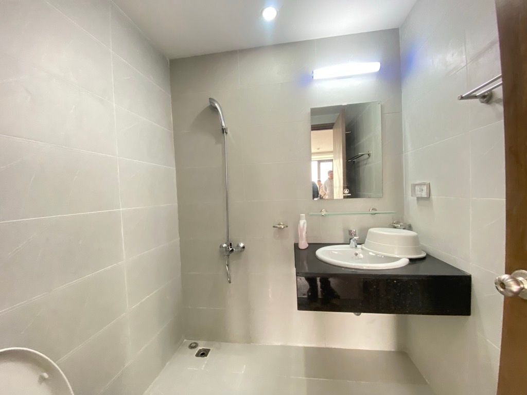 Bán nhà Trần Hoà - diện tích 95m2 11 tầng - Chung cư lô góc, 3 ngủ 2 WC - giá 7,8 tỷ