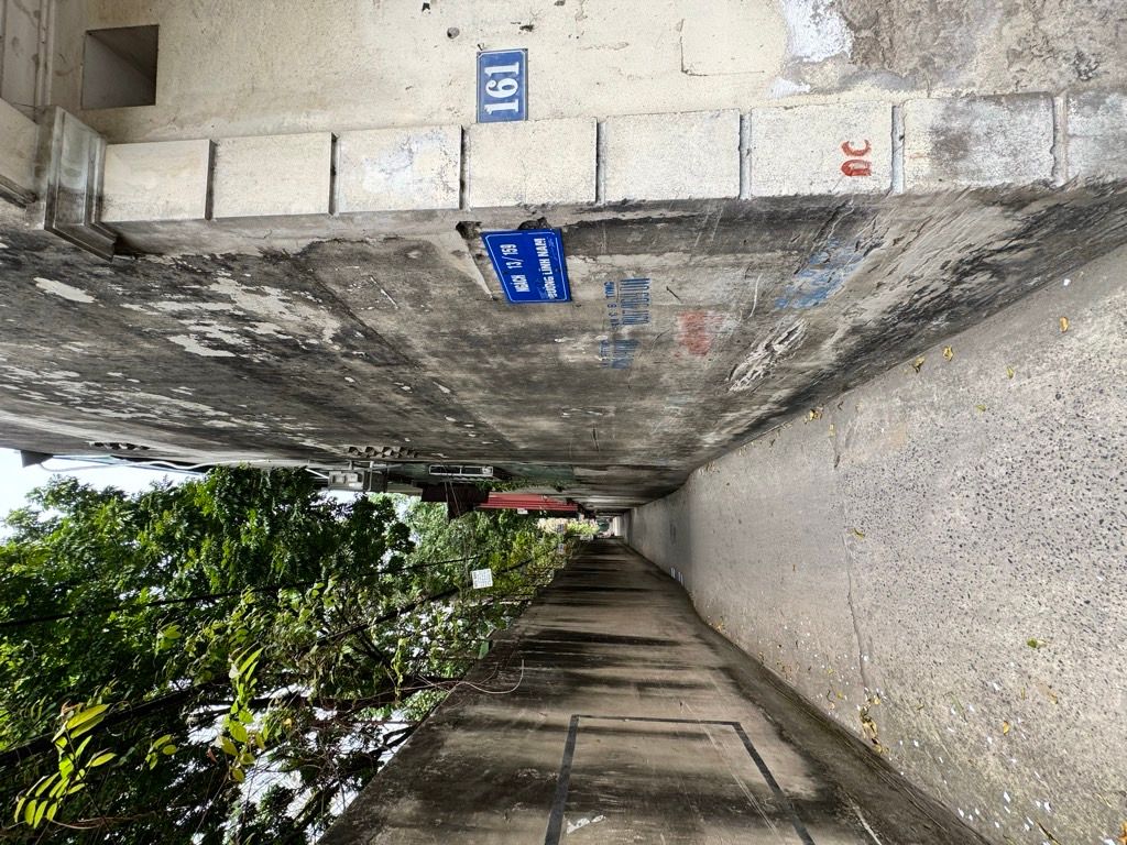 Bán nhà Lĩnh Nam - diện tích 40,5m2 5 tầng - Nhà mới căn góc - giá 10,9 tỷ