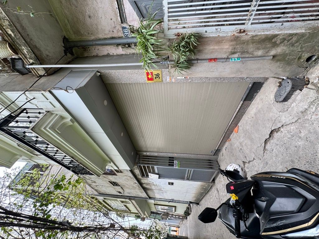 Bán nhà Lĩnh Nam - diện tích 40,5m2 5 tầng - Nhà mới căn góc - giá 10,9 tỷ