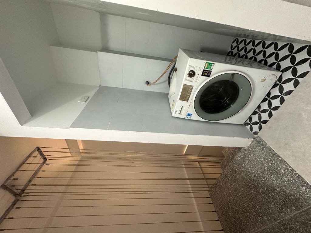 Bán nhà Nguyễn Khoái - diện tích 38m2 4 tầng - ô tô vào nhà - giá 8,3 tỷ