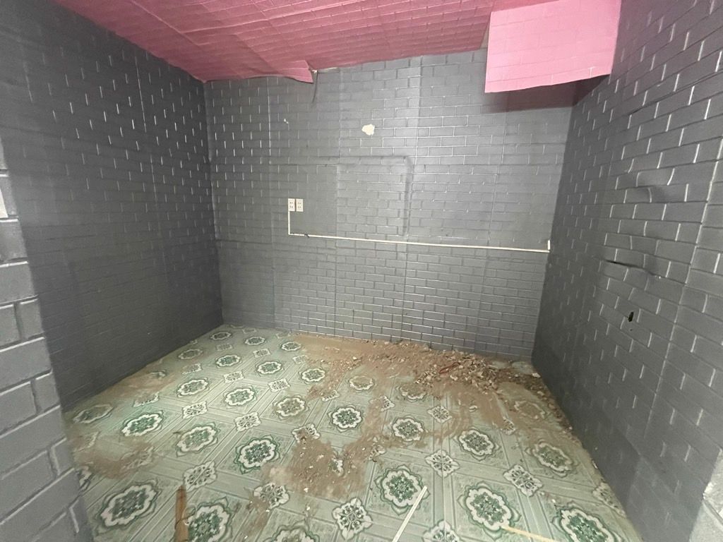 Bán nhà Hoàng Ngọc Phách - diện tích 36,1m2 1 tầng - Ô TÔ ĐỖ CỬA - giá 7,8 tỷ