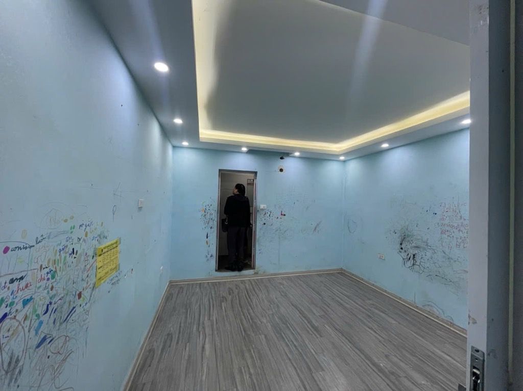 Bán nhà Khuất Duy Tiến - diện tích 80m2 1 tầng - Tập thể Thanh Xuân Bắc - giá 5,4 tỷ