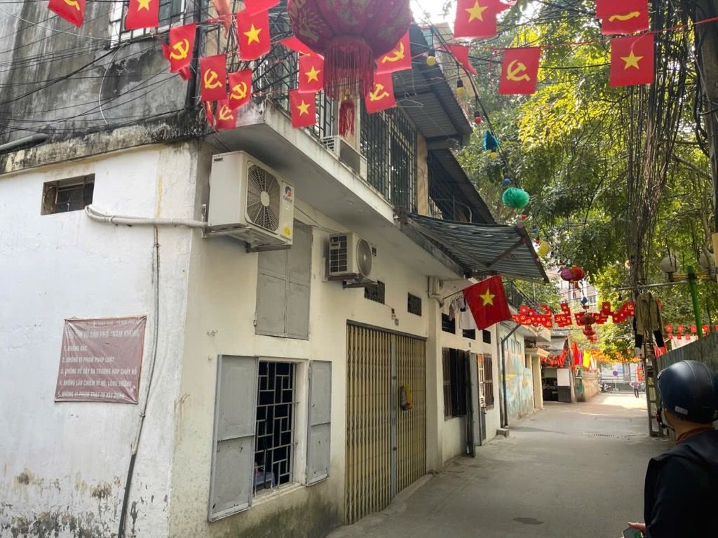 Bán nhà Nguyễn Trãi - diện tích 44.3m2 1 tầng - Ngõ thông - giá 5,8 tỷ