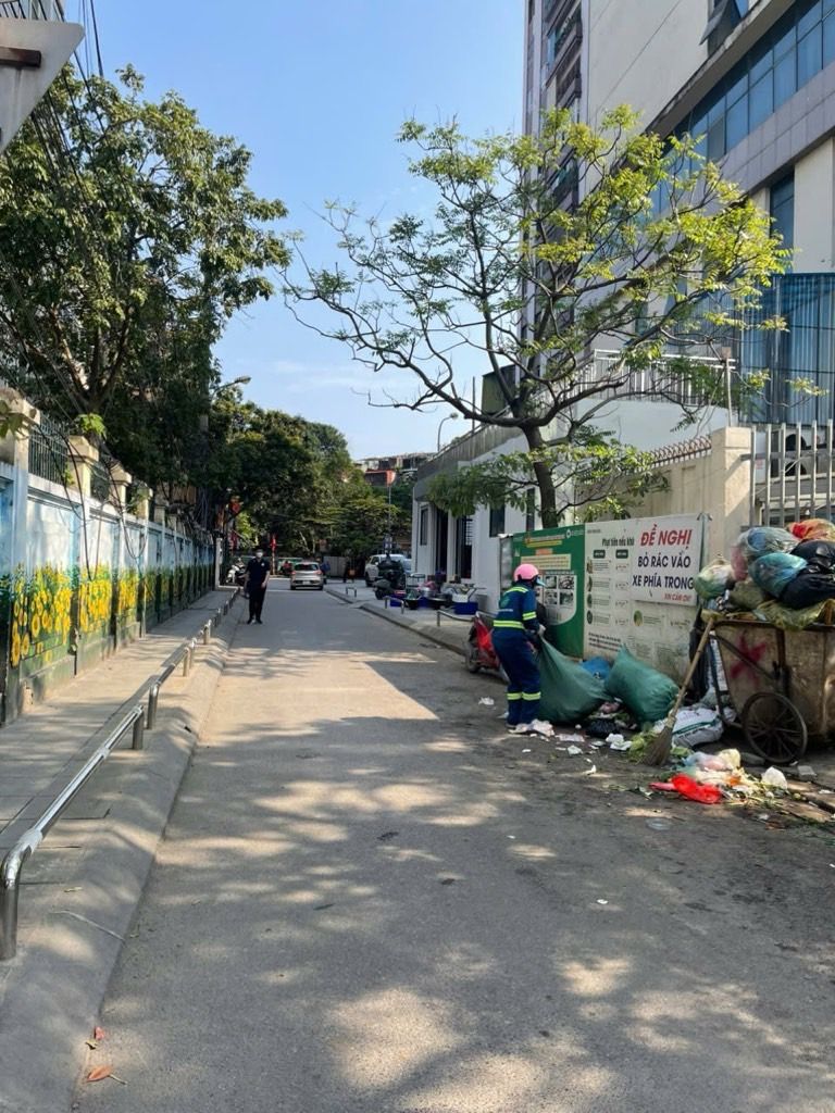 Bán nhà Nguyễn Trãi - diện tích 44.3m2 1 tầng - Ngõ thông - giá 5,8 tỷ