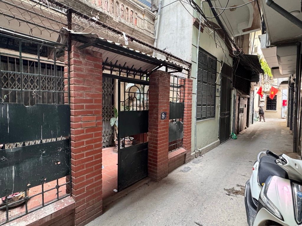 Bán nhà Kim Ngưu - diện tích 47.5m2 2 tầng - Nhà đẹp hiếm có - giá 12,5 tỷ