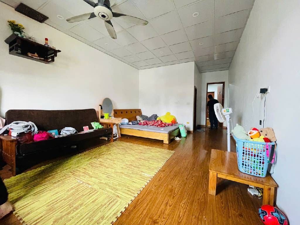 Bán nhà Nguyễn Chí Thanh - diện tích 44,2m2 1 tầng - ô tô đỗ cửa - giá 5,6 tỷ