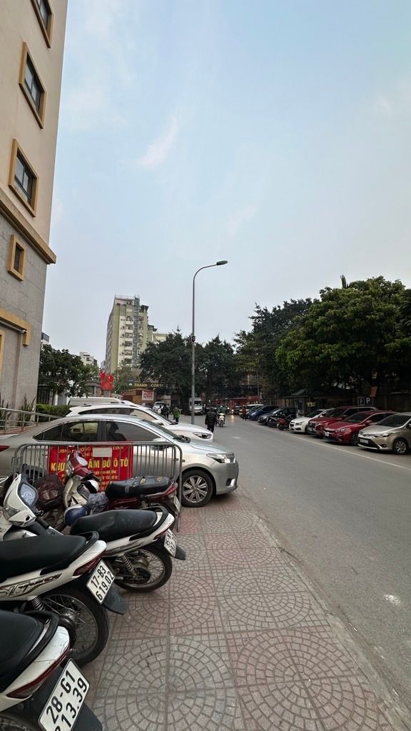 Bán nhà Khương Đình - diện tích 66m2 15 tầng - Lô góc - giá 5,7 tỷ