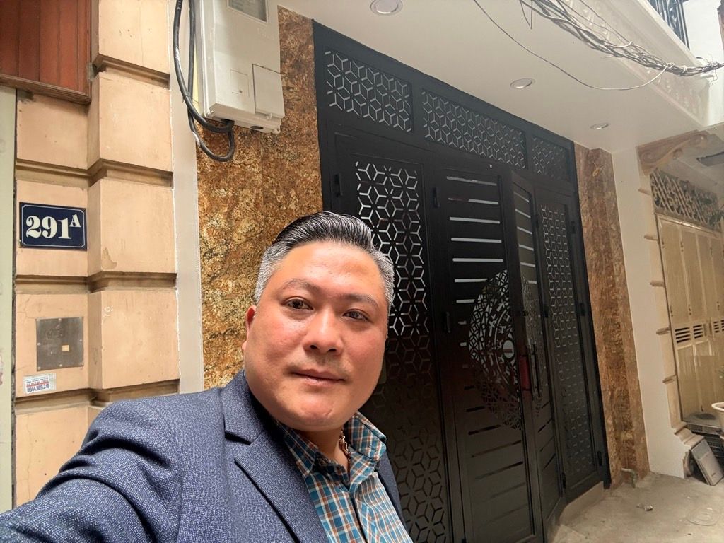 Bán nhà Ngõ Thịnh Quang - diện tích 49,7m2 5 tầng - Chung cư mini, 9 phòng - giá 14,2 tỷ