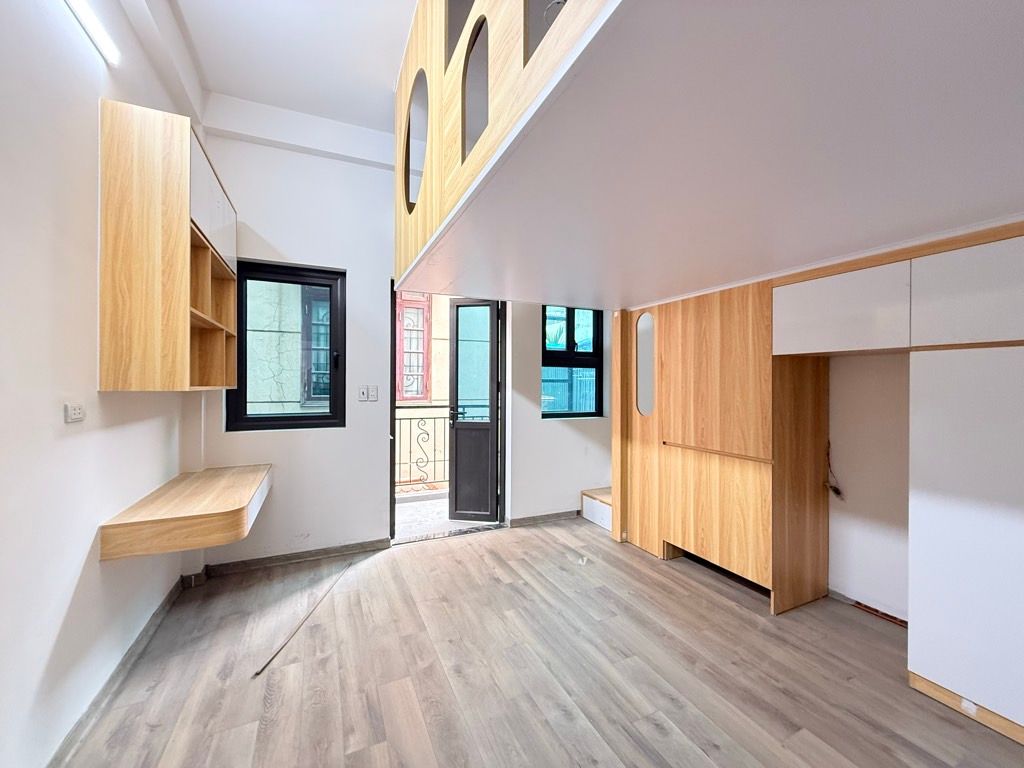 Bán nhà Ngõ Thịnh Quang - diện tích 49,7m2 5 tầng - Chung cư mini, 9 phòng - giá 14,2 tỷ