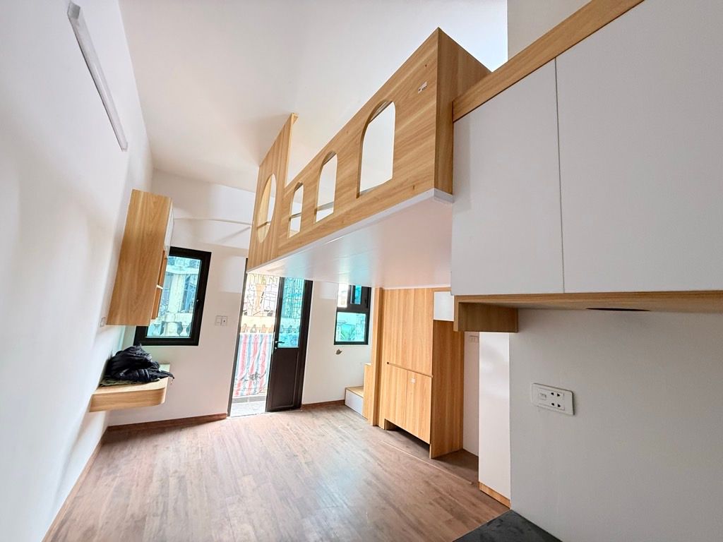 Bán nhà Ngõ Thịnh Quang - diện tích 49,7m2 5 tầng - Chung cư mini, 9 phòng - giá 14,2 tỷ