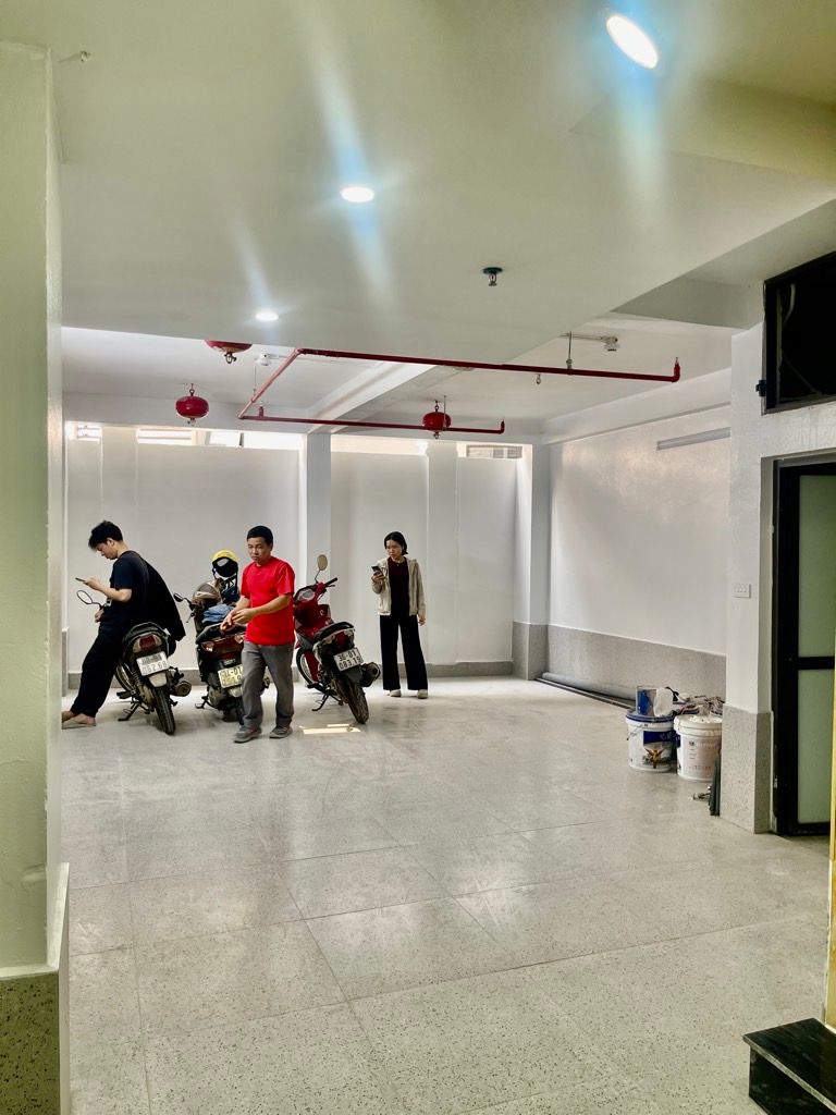 Bán nhà Ngõ Trại Cá - diện tích 62,4m2 7 tầng - Thang máy - giá 18,2 tỷ