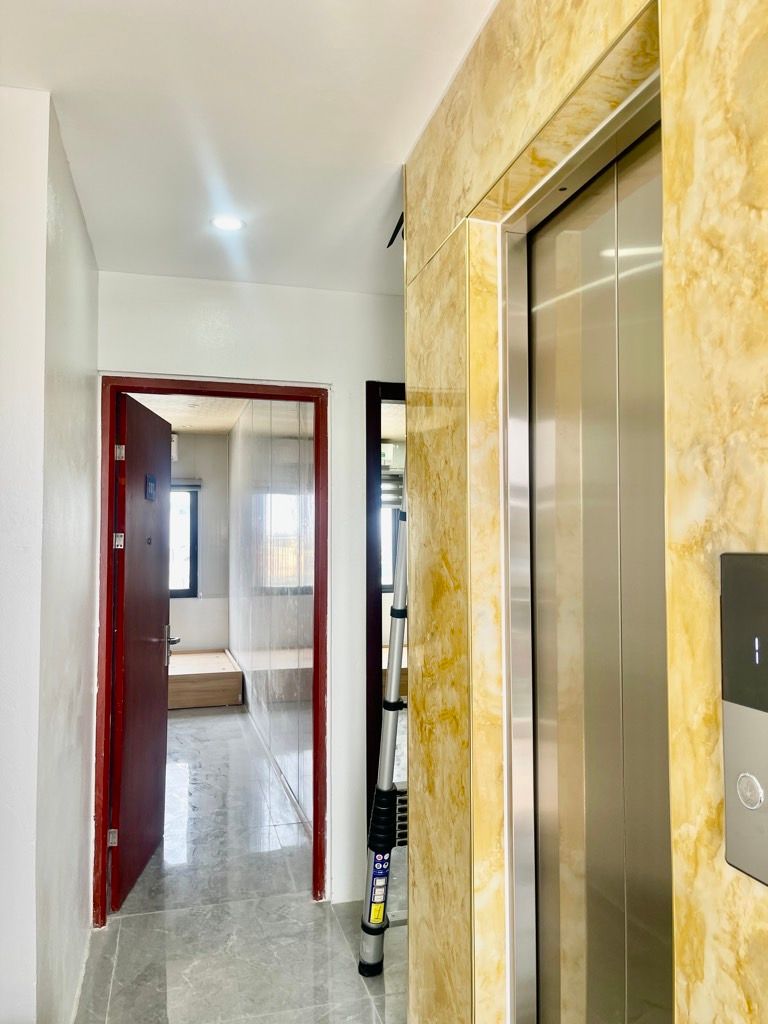 Bán nhà Ngõ Trại Cá - diện tích 62,4m2 7 tầng - Thang máy - giá 18,2 tỷ