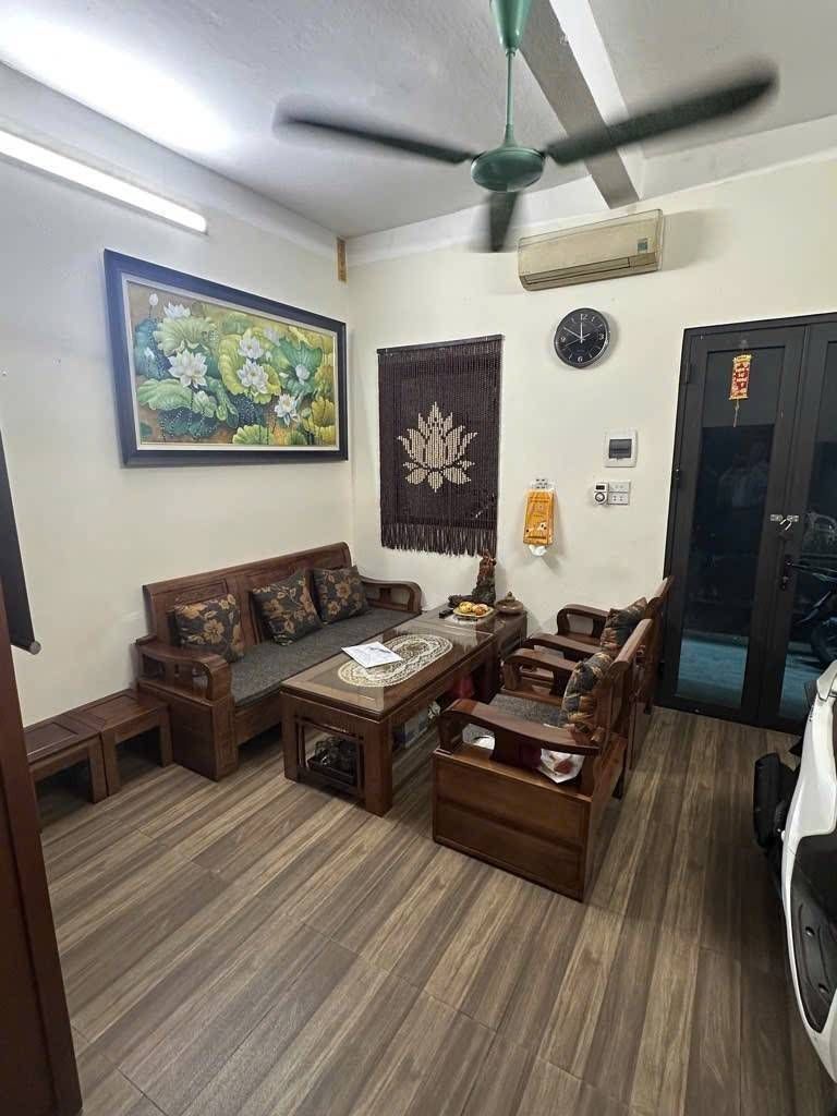 Bán nhà Tây Sơn - diện tích 37.6m2 3 tầng - 2 mặt ngõ - giá 11,6 tỷ