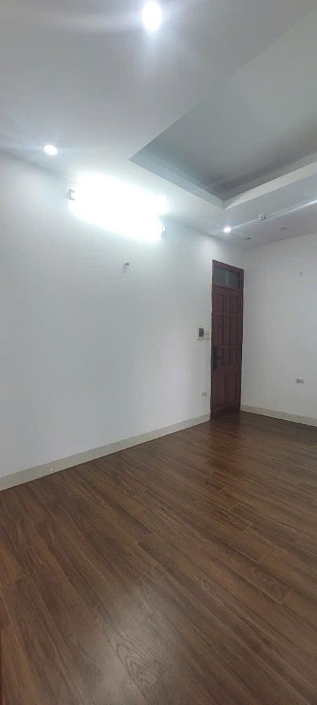 Bán nhà Tây Sơn - diện tích 46m2 8 tầng - Thang máy - giá 2,42 tỷ