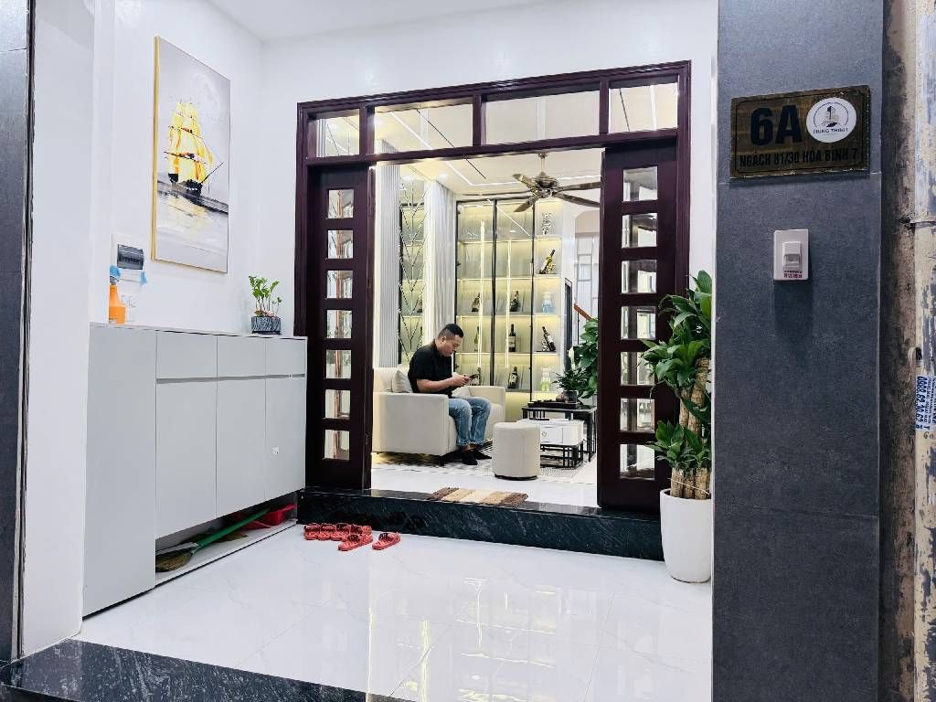Bán nhà Hồng Mai - diện tích 40m2 4 tầng - Lô góc - giá 9,5 tỷ