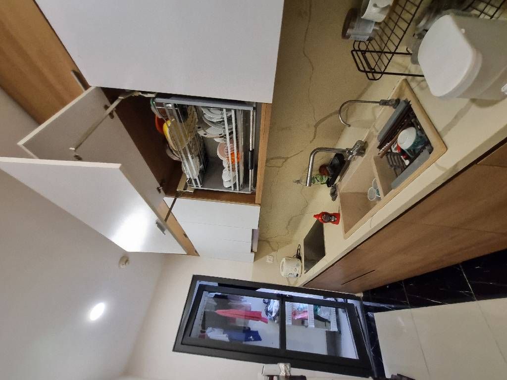 Bán nhà Minh Khai - diện tích 75.6m2 8 tầng - view nội khu - giá 8,5 tỷ