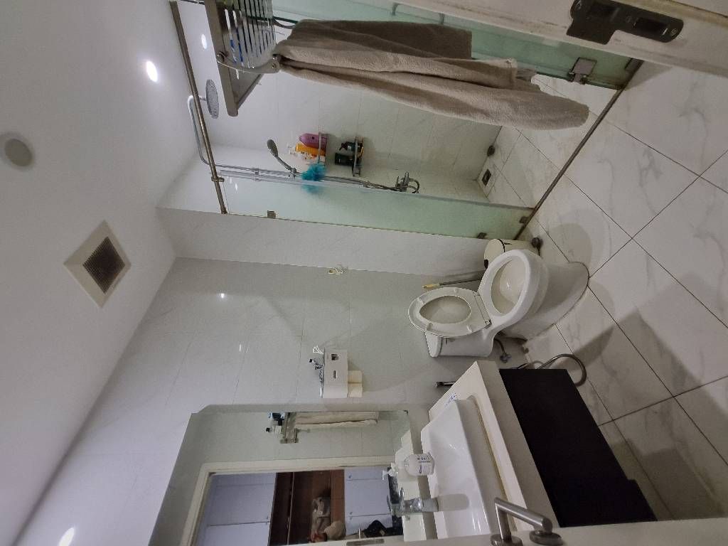 Bán nhà Minh Khai - diện tích 75.6m2 8 tầng - view nội khu - giá 8,5 tỷ