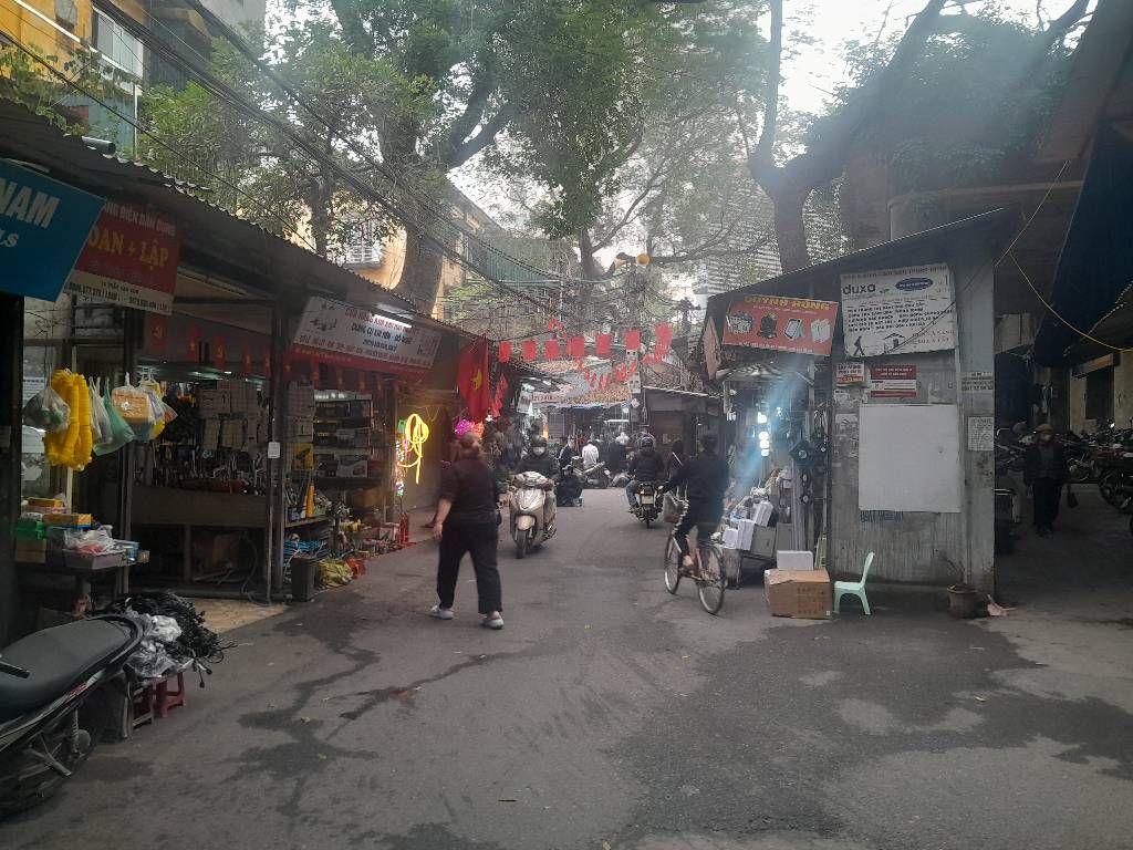 Bán nhà Nguyễn Công Trứ - diện tích 70m2 1 tầng - Kinh doanh tầng 1 sầm uất - giá 6,6 tỷ