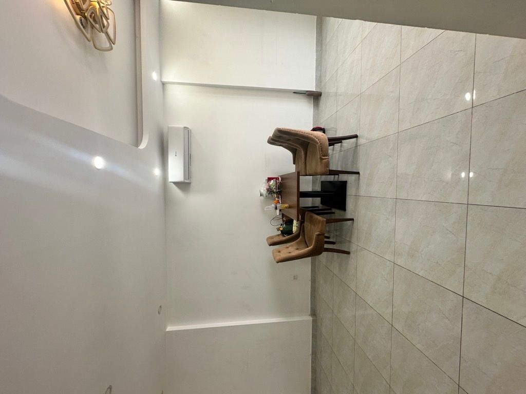 Bán nhà Hoàng Mai - diện tích 78.3m2 24 tầng - Sổ đỏ chính chủ sẵn sàng giao dịch - giá 7,7 tỷ