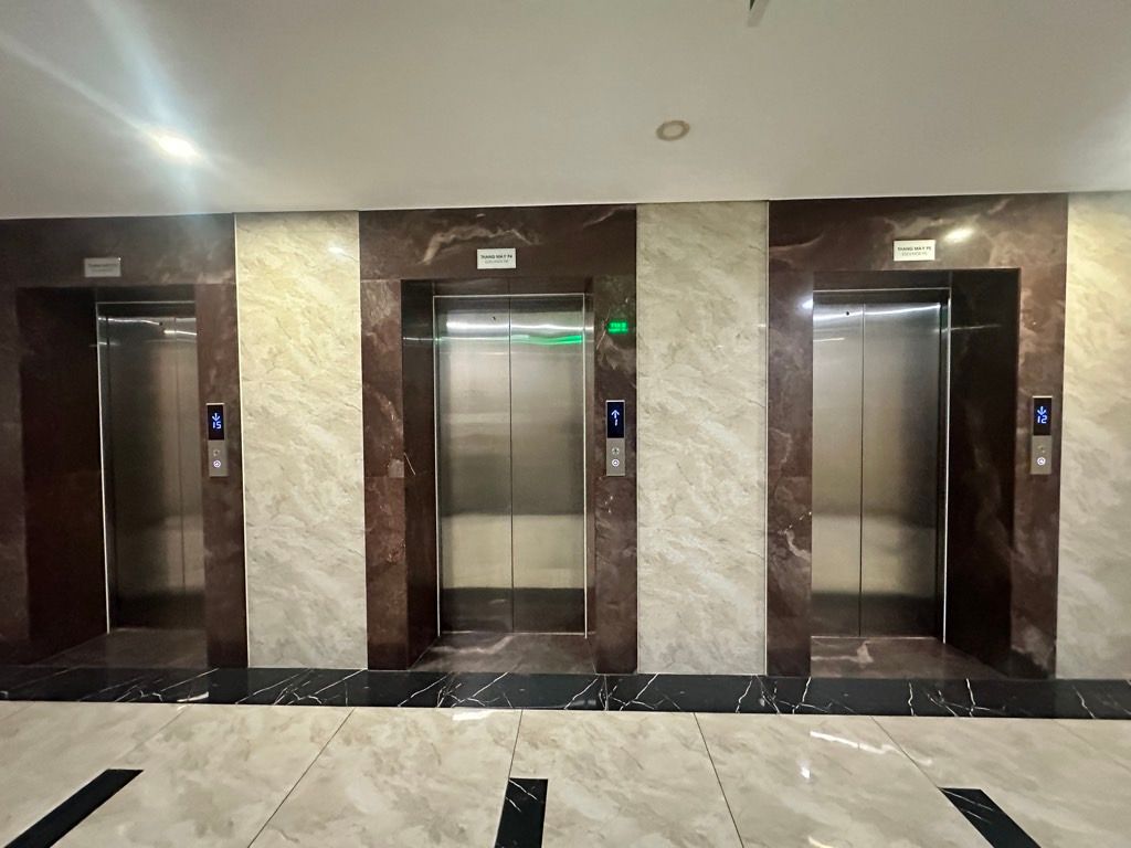 Bán nhà Hoàng Mai - diện tích 78.3m2 24 tầng - Sổ đỏ chính chủ sẵn sàng giao dịch - giá 7,7 tỷ