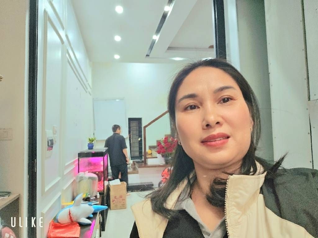 Bán nhà Hoàng Văn Thái - diện tích 64m2 4 tầng - ô tô 20m - giá 13,5 tỷ