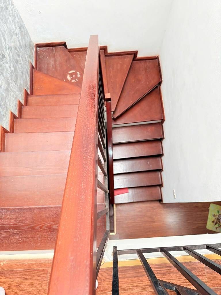 Bán nhà Hoàng Văn Thái - diện tích 64m2 4 tầng - ô tô 20m - giá 13,5 tỷ