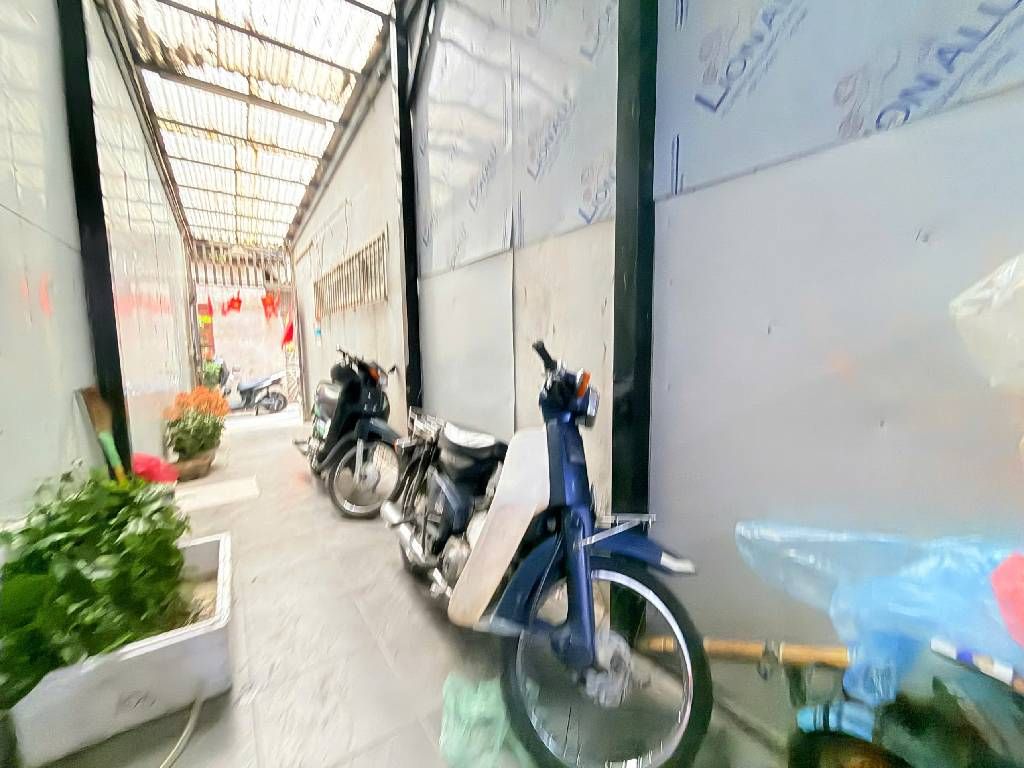 Bán nhà Hoàng Văn Thái - diện tích 64m2 4 tầng - ô tô 20m - giá 13,5 tỷ