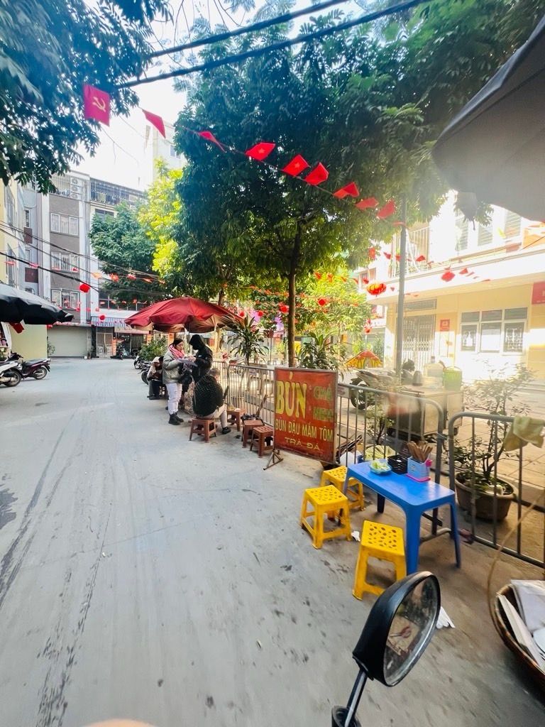 Bán nhà Bùi Xương Trạch - diện tích 30m2 6 tầng - Nhà đẹp hiếm có - giá 7,85 tỷ