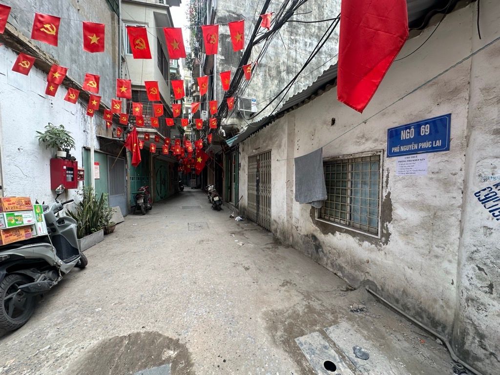 Bán nhà Nguyễn Phúc Lai - diện tích 44m2 4 tầng - LÔ GÓC 2 MẶT NGÕ - giá 13 tỷ