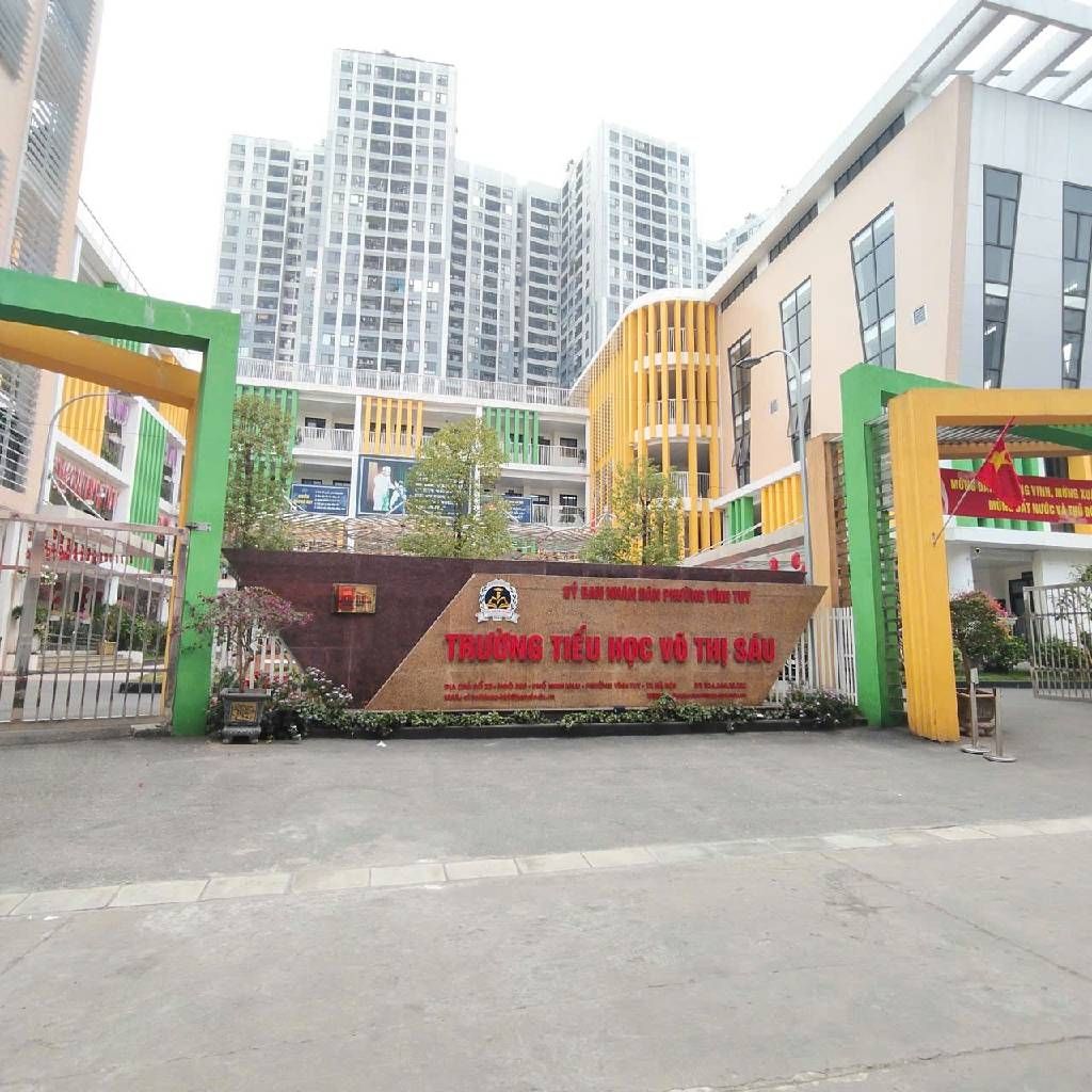 Bán nhà Minh Khai - diện tích 70m2 2 tầng - Ô tô tránh - giá 12,3 tỷ