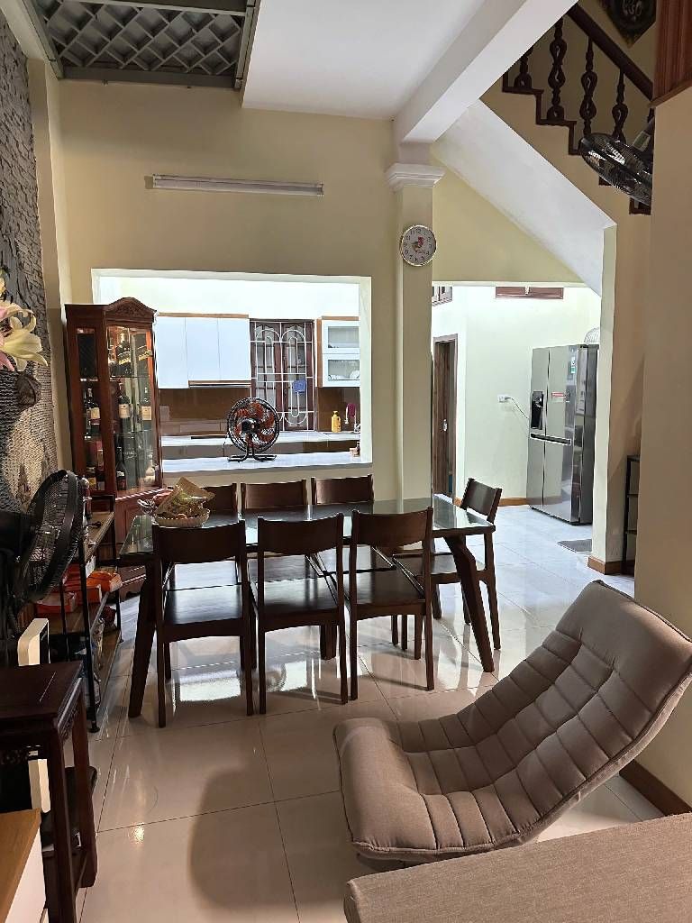 Bán nhà Lương Thế Vinh - diện tích 76m2 3 tầng - Ô tô đỗ cửa - giá 21 tỷ