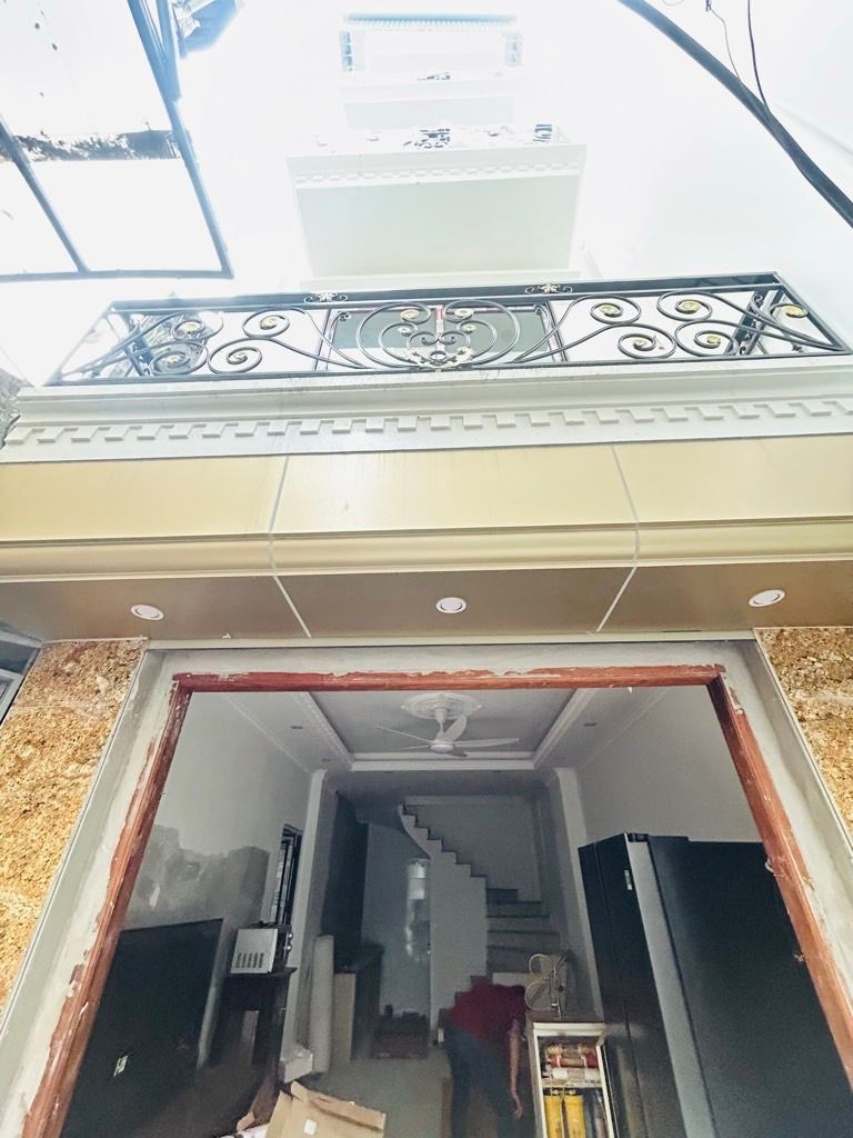 Bán nhà Nguyễn Khoái - diện tích 45m2 5 tầng - gần ô tô - giá 6,85 tỷ