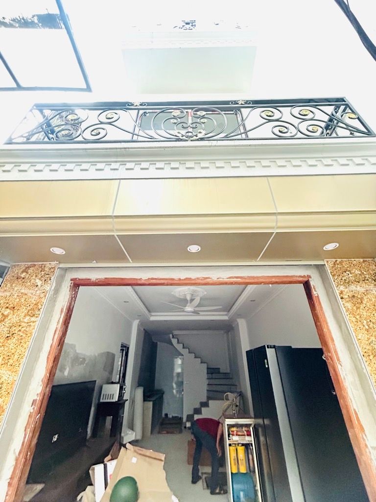 Bán nhà Nguyễn Khoái - diện tích 45m2 5 tầng - gần ô tô - giá 6,85 tỷ