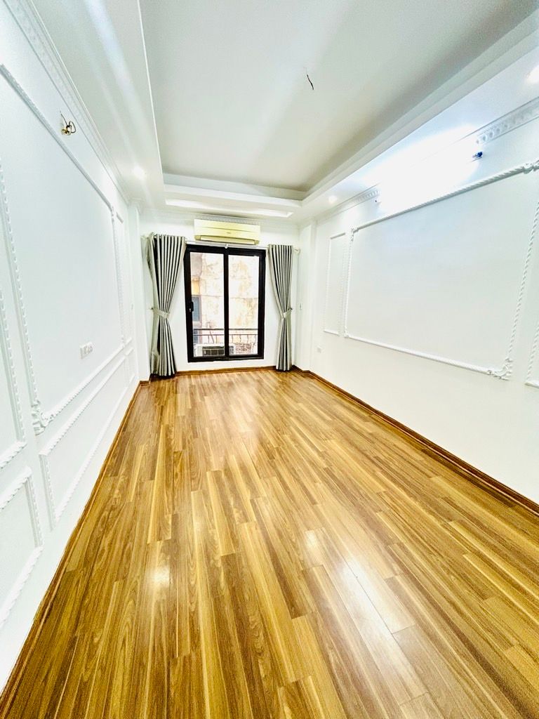 Bán nhà Nam Dư - diện tích 30m2 5 tầng - Phân lô ngõ thông gần phố - giá 7,5 tỷ