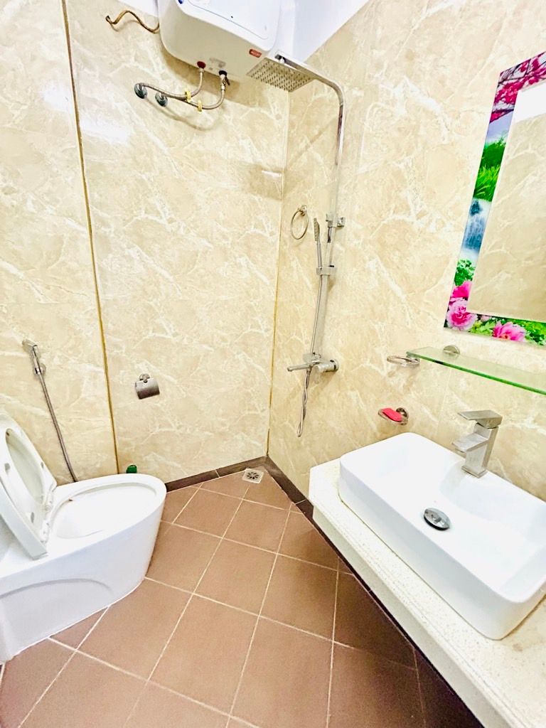 Bán nhà Nam Dư - diện tích 30m2 5 tầng - Phân lô ngõ thông gần phố - giá 7,5 tỷ