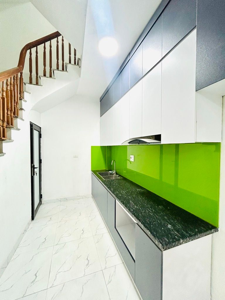 Bán nhà Nam Dư - diện tích 30m2 5 tầng - Phân lô ngõ thông gần phố - giá 7,5 tỷ