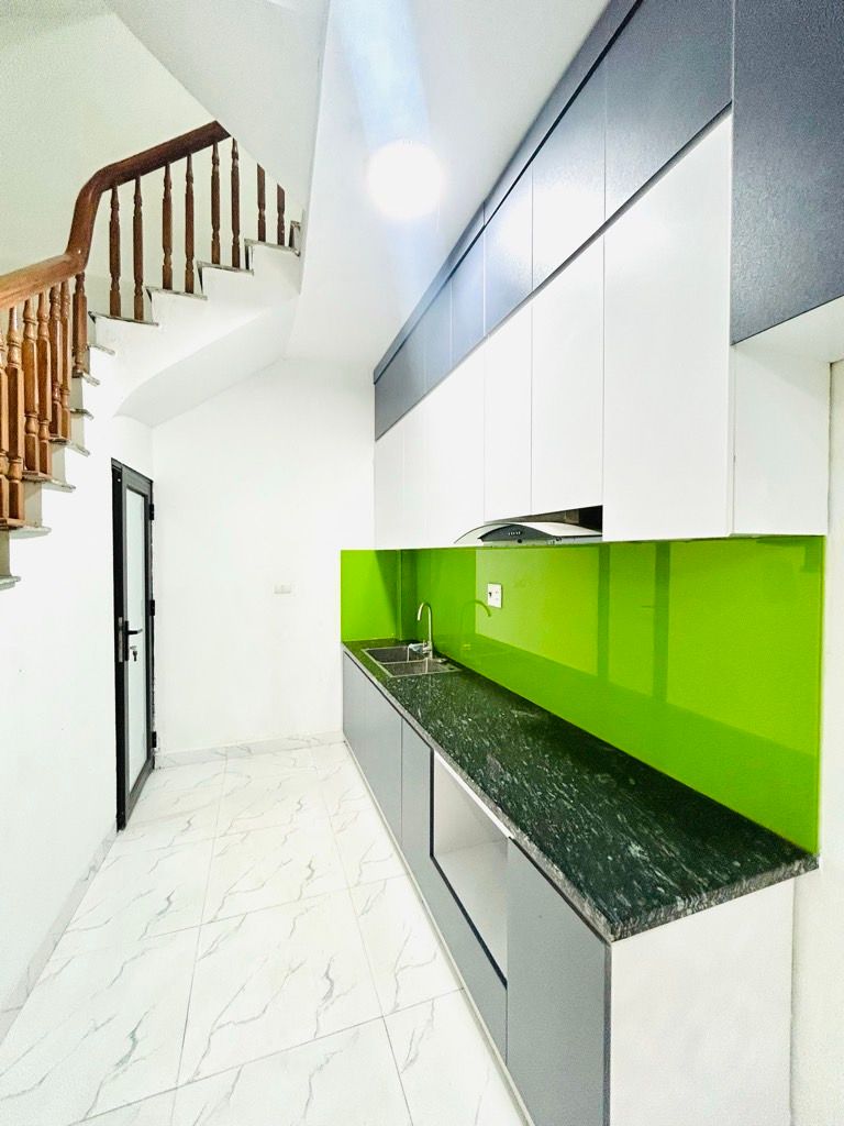 Bán nhà Nam Dư - diện tích 30m2 5 tầng - Phân lô ngõ thông gần phố - giá 7,5 tỷ