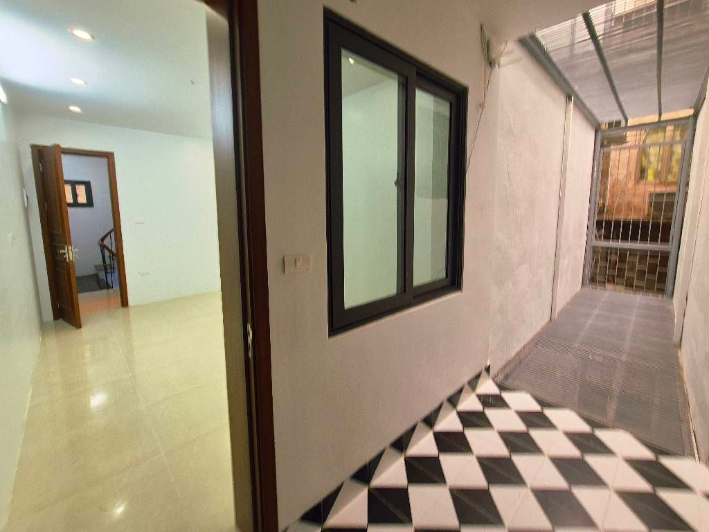 Bán nhà Chợ Khâm Thiên - diện tích 40m2 4 tầng - gần ô tô - giá 8,25 tỷ