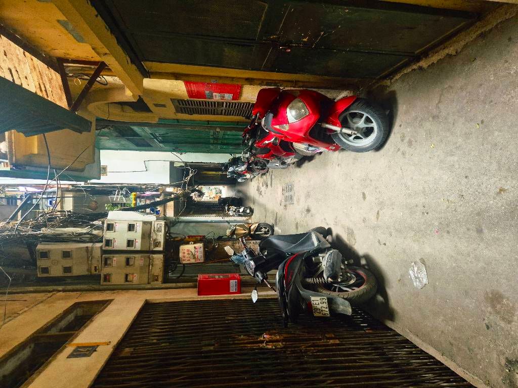 Bán nhà Chợ Khâm Thiên - diện tích 40m2 4 tầng - gần ô tô - giá 8,25 tỷ