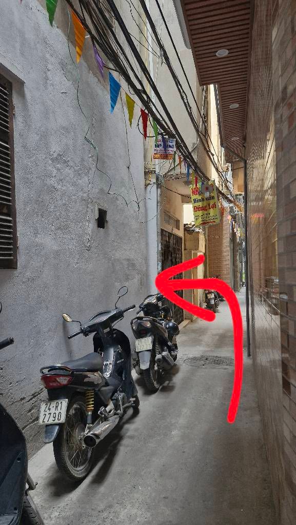 Bán nhà Giải Phóng - diện tích 34,4m2 3 tầng - ô tô tránh - giá 7,95 tỷ