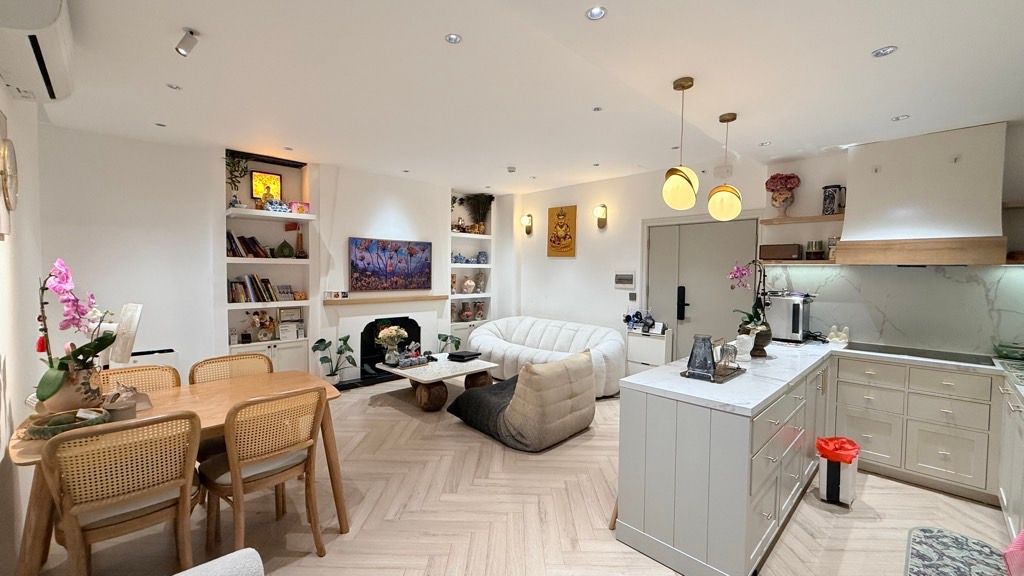 Bán nhà Minh Khai - diện tích 74m2 1 tầng - Căn hộ đẹp, nội thất xịn - giá 7,2 tỷ