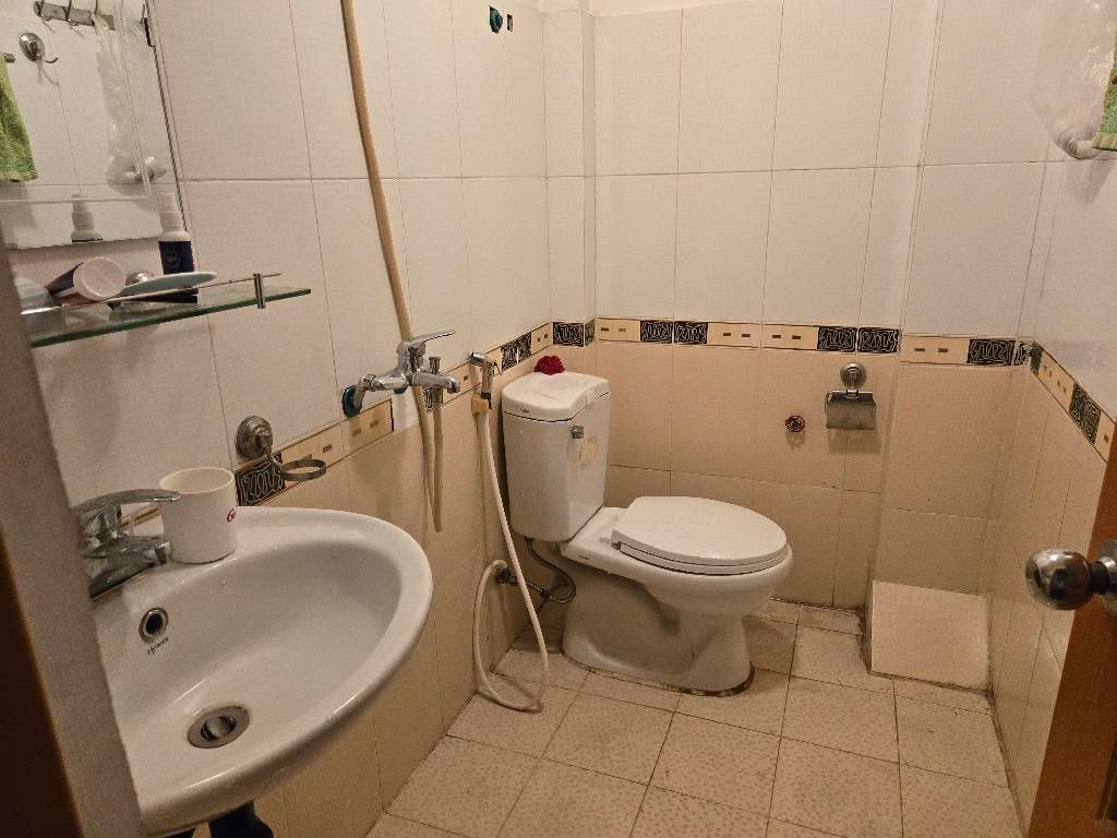 Bán nhà Định Công Thượng - diện tích 37m2 4 tầng - Ô tô đỗ tận cửa - giá 10,8 tỷ