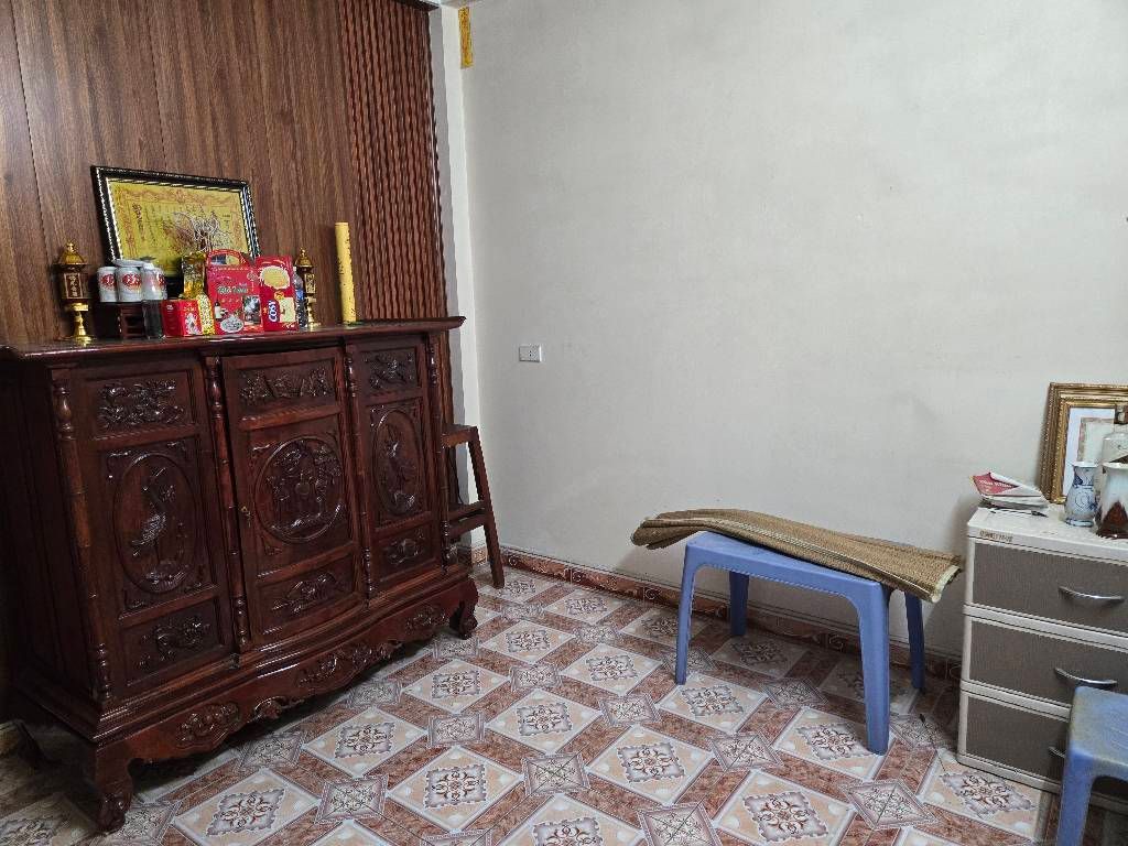 Bán nhà Định Công Thượng - diện tích 37m2 4 tầng - Ô tô đỗ tận cửa - giá 10,8 tỷ