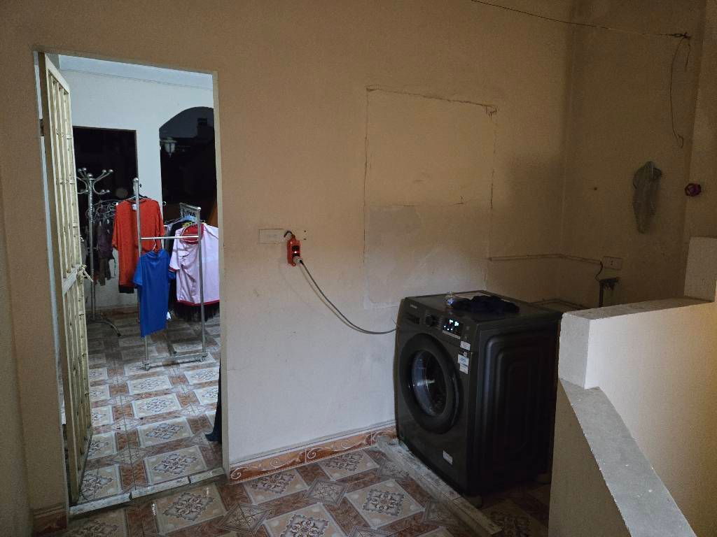 Bán nhà Định Công Thượng - diện tích 37m2 4 tầng - Ô tô đỗ tận cửa - giá 10,8 tỷ