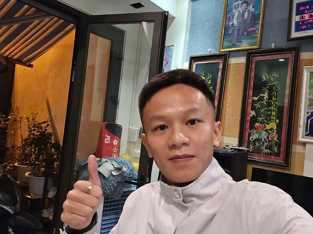 Bán nhà Định Công Thượng - diện tích 37m2 4 tầng - Ô tô đỗ tận cửa - giá 10,8 tỷ