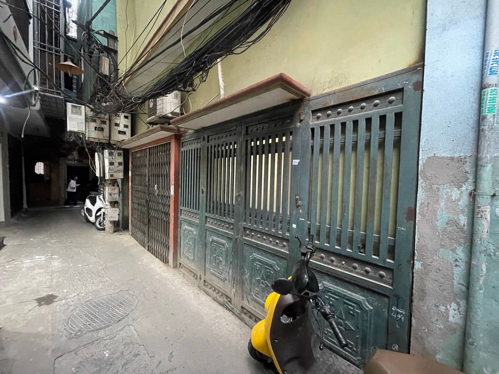 Bán nhà Minh Khai - diện tích 52.6m2 2 tầng - vị trí đẹp, gần Time City - giá 14,5 tỷ