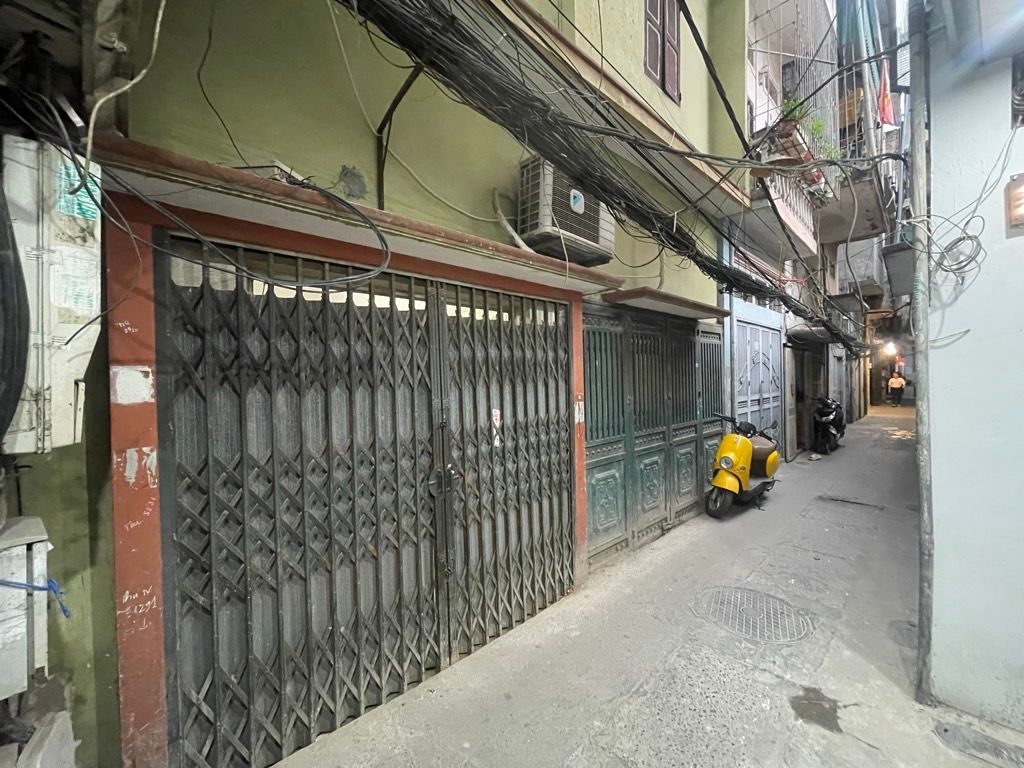 Bán nhà Minh Khai - diện tích 52.6m2 2 tầng - vị trí đẹp, gần Time City - giá 14,5 tỷ