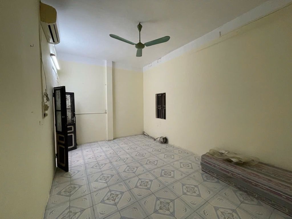 Bán nhà Minh Khai - diện tích 52.6m2 2 tầng - vị trí đẹp, gần Time City - giá 14,5 tỷ