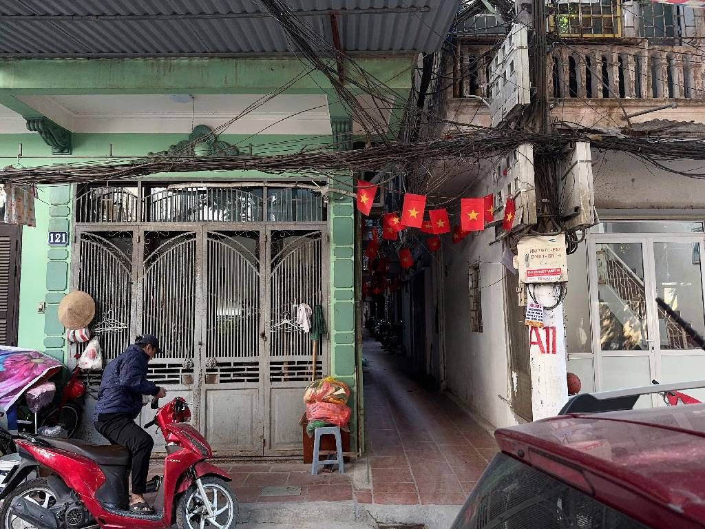 Bán nhà Tân Mai - diện tích 44.3m2 4 tầng - Ô tô đỗ sát cửa - giá 14 tỷ